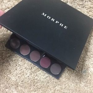 morphe 25B eyeshadow palette